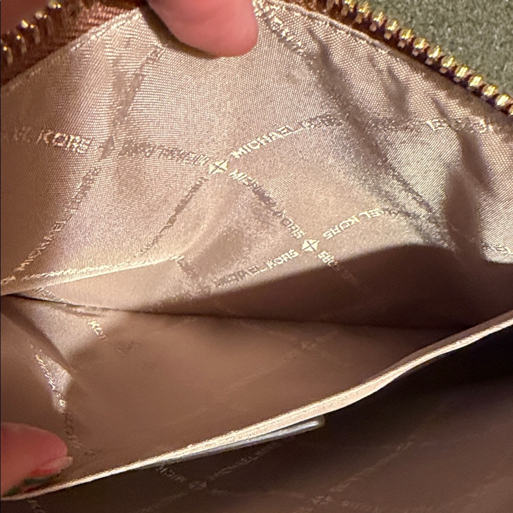 Michael Kors Brown‎ Signature Monogram Wristlet Clutch Gold Hardware 9.5 Inch - Picture 6 of 9
